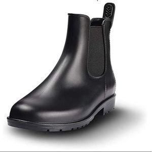 NWT waterproof black Chelsea rain boot women 9.5